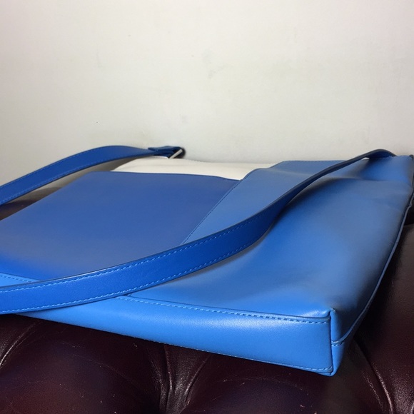 Vera Bradley blue Crossbody purse - Picture 6 of 13